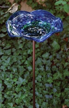 Echo Valley Illuminarie Blue Swirl Birdbath on KD Stake