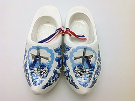 Wooden Shoe Dutch Landscape Design Delft (3.25″)