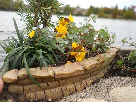 Miniature Fairy Garden Resin Stone Wall