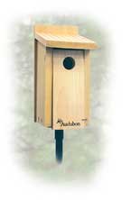 Woodlink Wooden Bluebird House – Model BB1