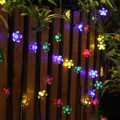 Innoo Tech Multi Color Blossom Solar Outdoor String Lights Fairy Flower, 50 Led Garden Lights for Holiday, Chrismas, Party, Wedding,Patio